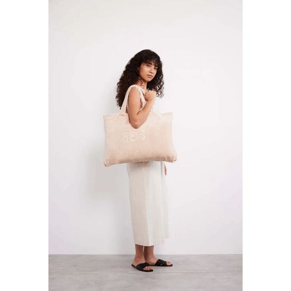 NWT BEIS Terry Towel Tote in BEIGE - Picture 3 of 6